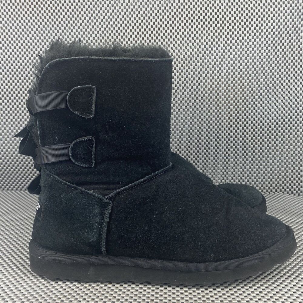 UGG Bailey Bow II Boots Womens Size 10 Black Leather Winter Outdoor Casual